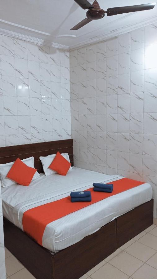 Hotel Om Palace - Couple Friendly & Local Id Accepted Jaipur Bagian luar foto